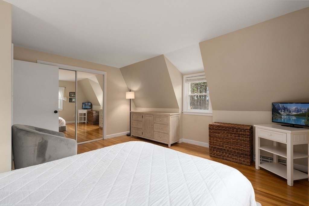 8 Bridle Rd