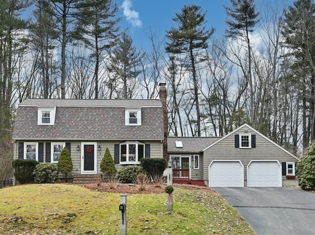 8 Bridle Rd