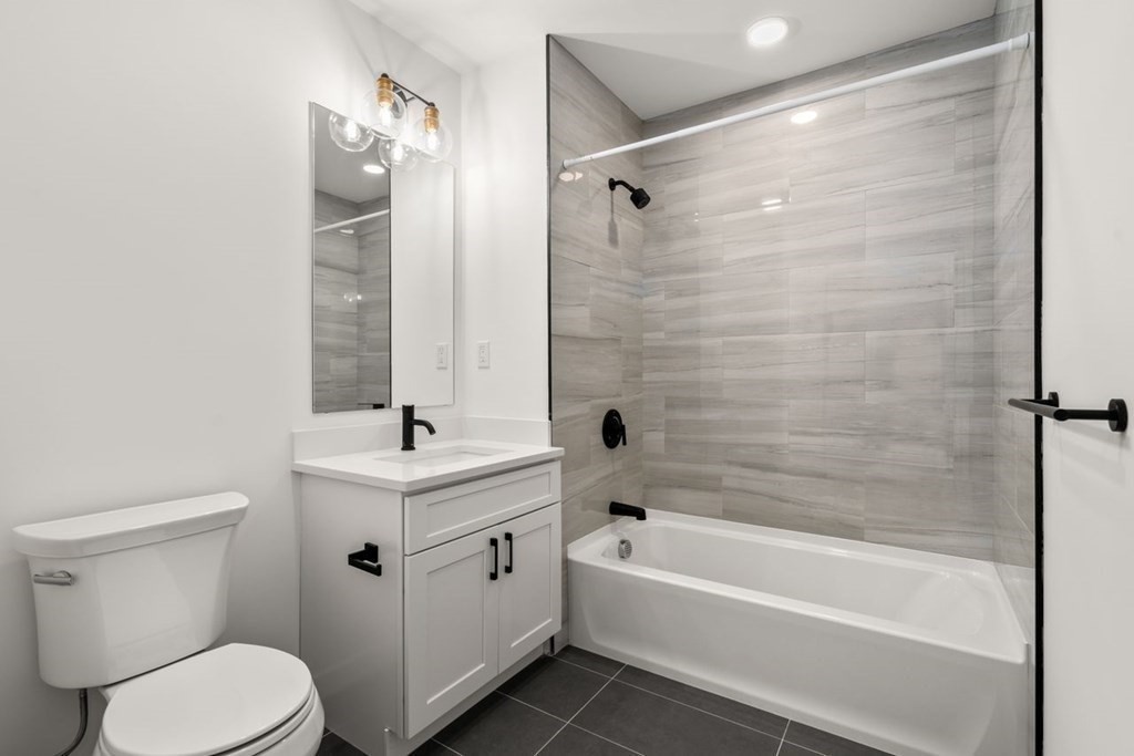 175 Gove St # 2R