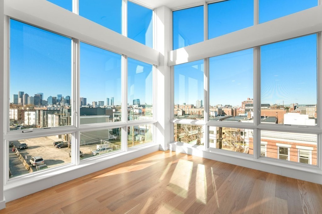 175 Gove St # 2R