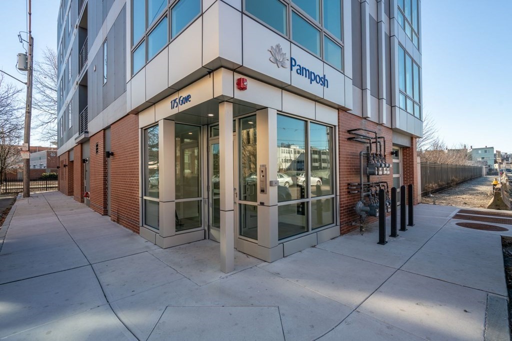 175 Gove St # 2R