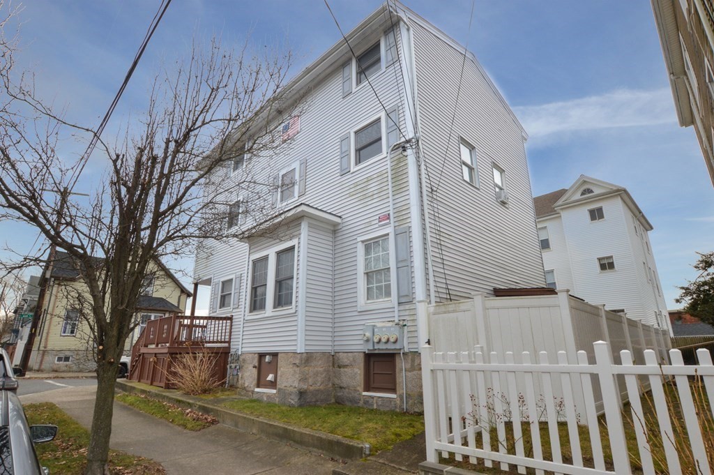 116 Sycamore St