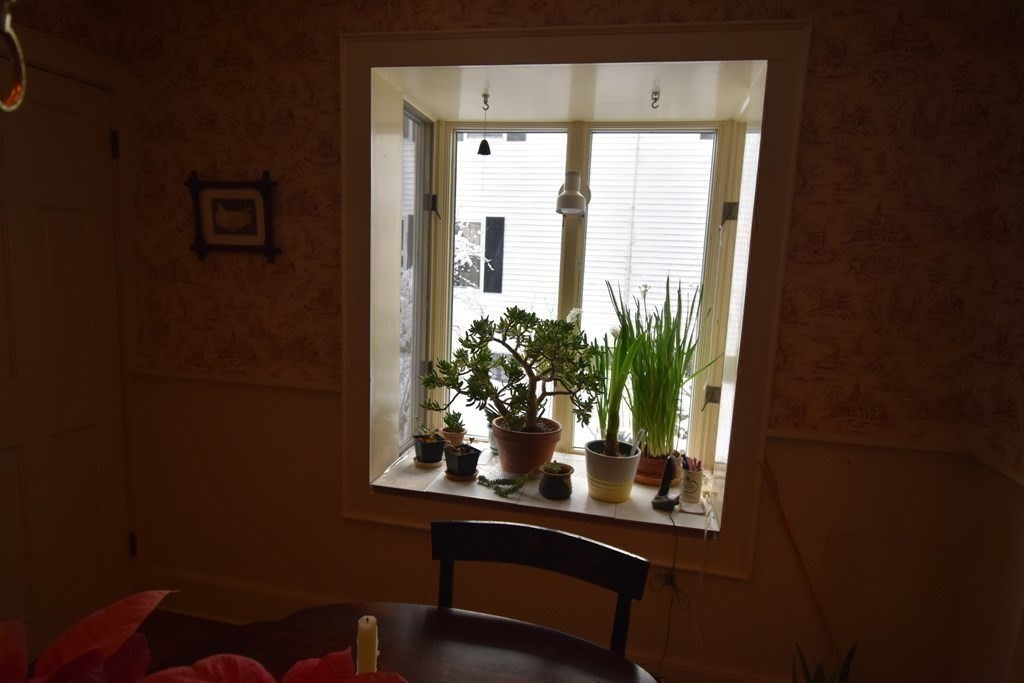 115 S Main St