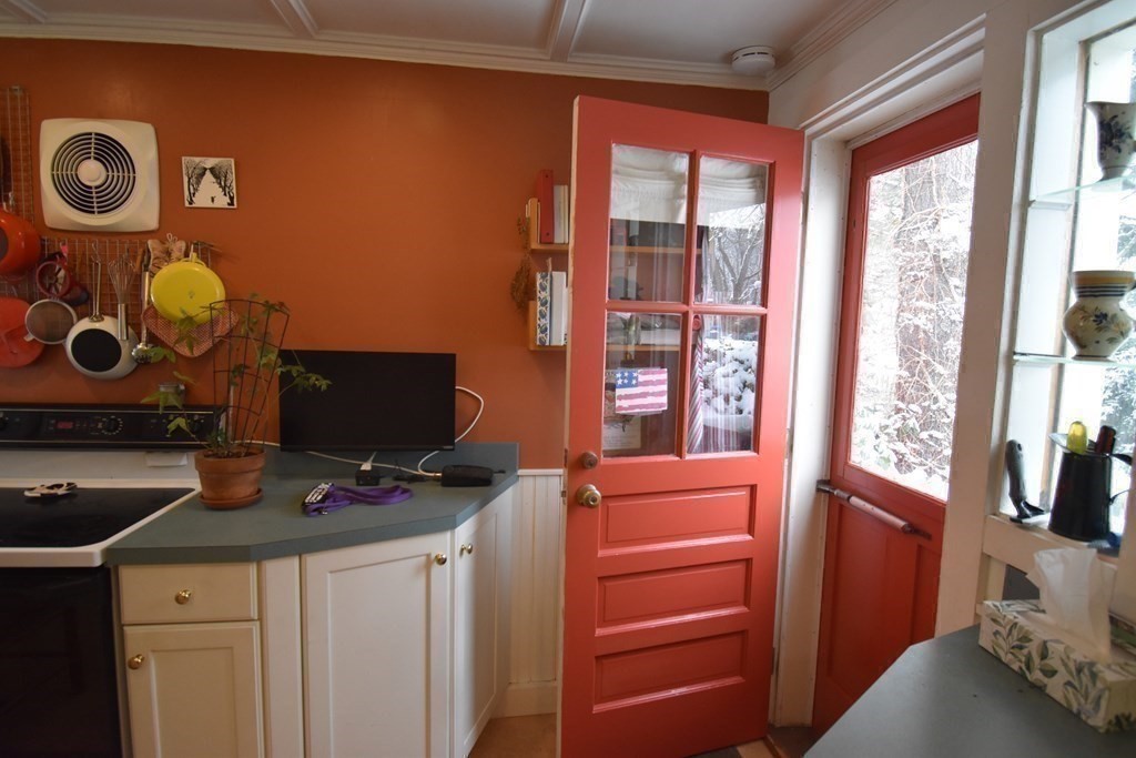 115 S Main St