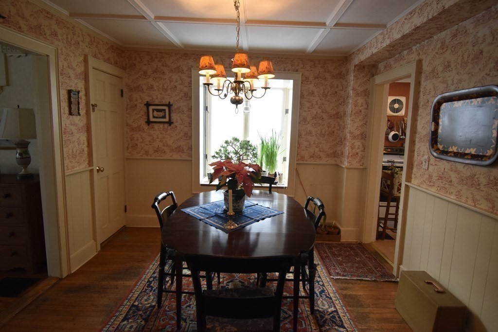 115 S Main St