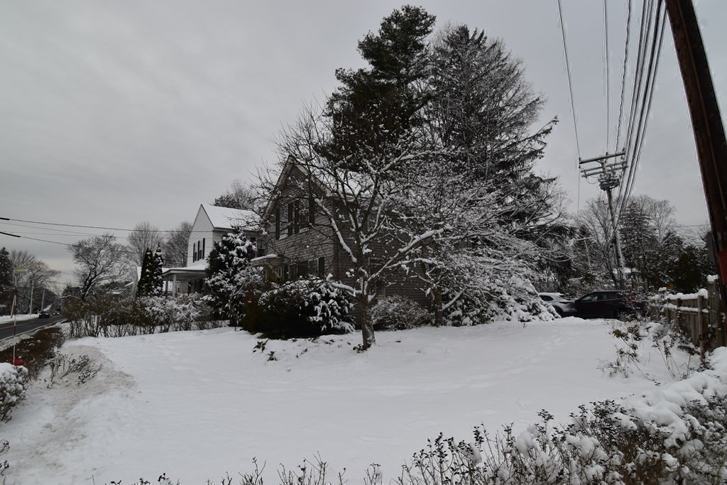 115 S Main St