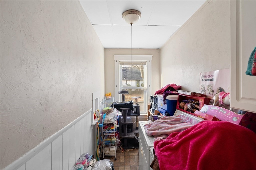10 Lawnfair St