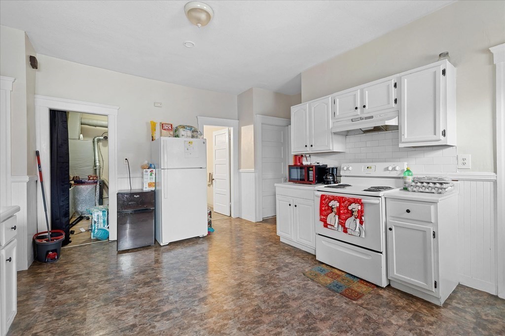 10 Lawnfair St