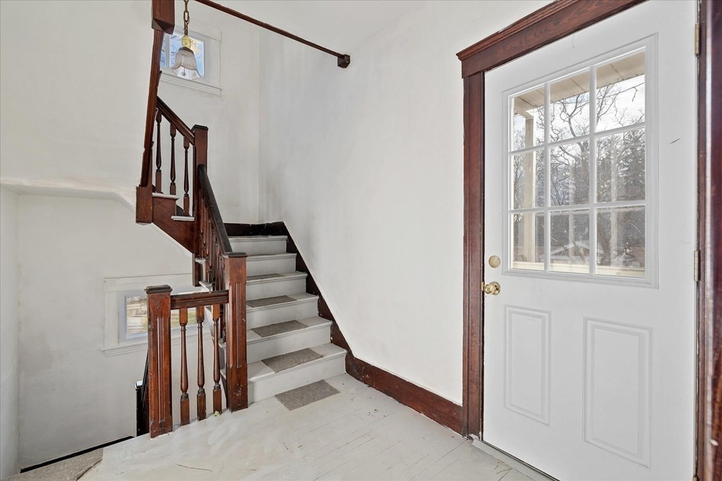 10 Lawnfair St