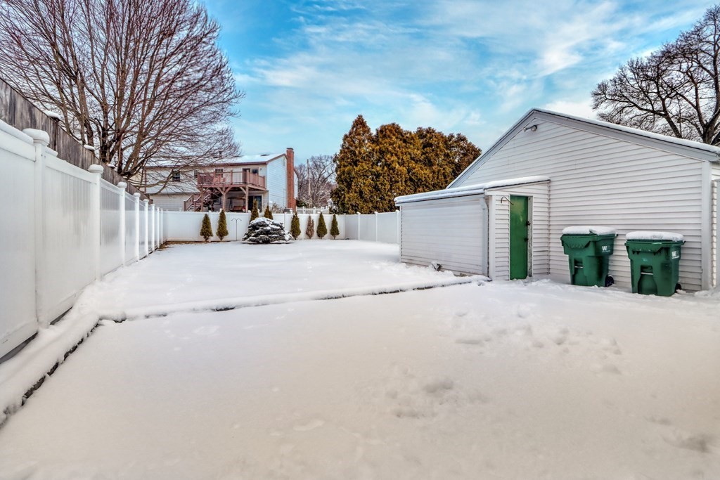 65 Brewster Rd