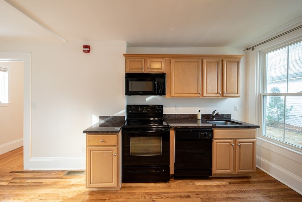 146 Lincoln Rd Unit: A