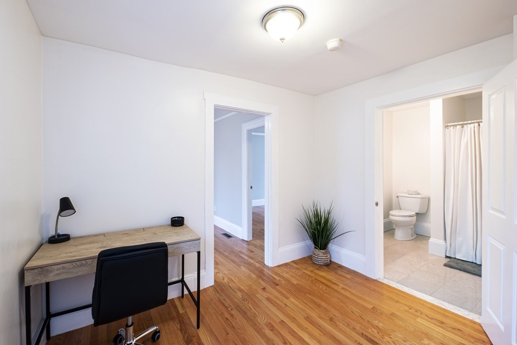 146 Lincoln Rd Unit: A
