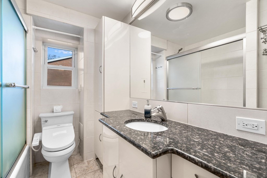44 Broadlawn Park # 17A
