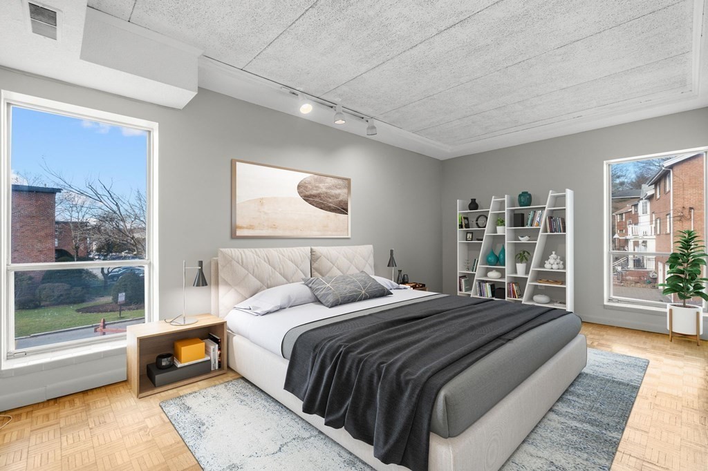 44 Broadlawn Park # 17A