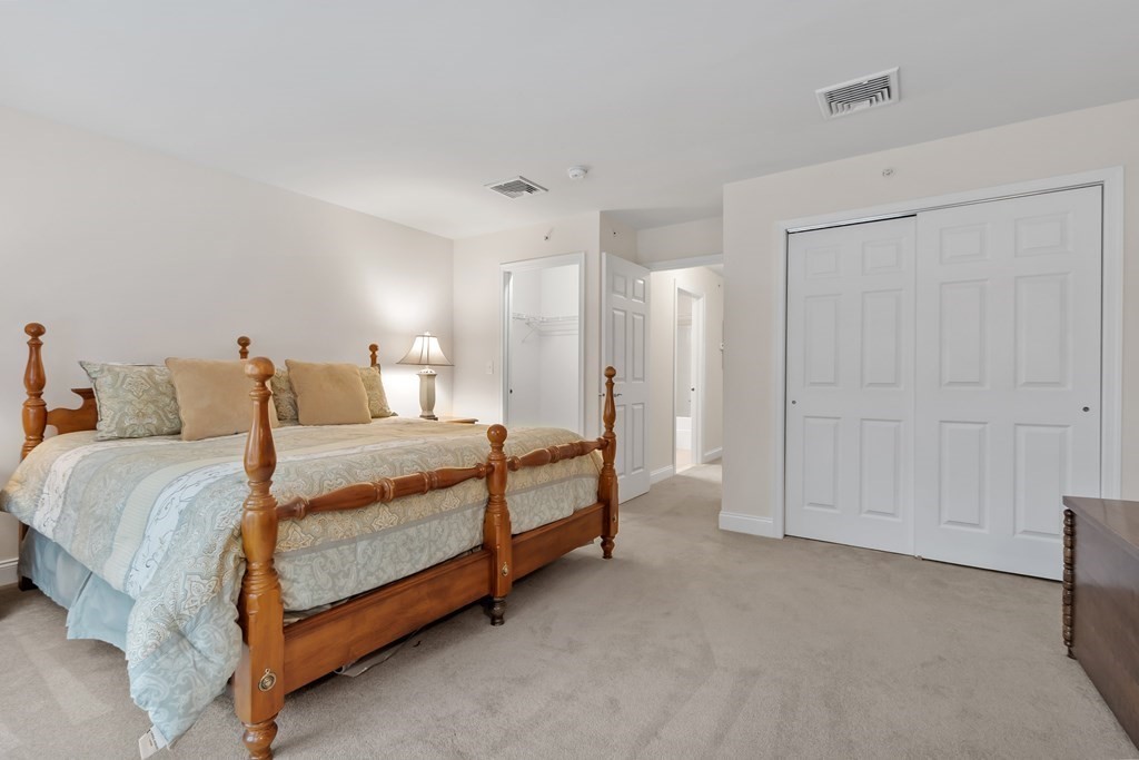 30 Pondside Dr # 30