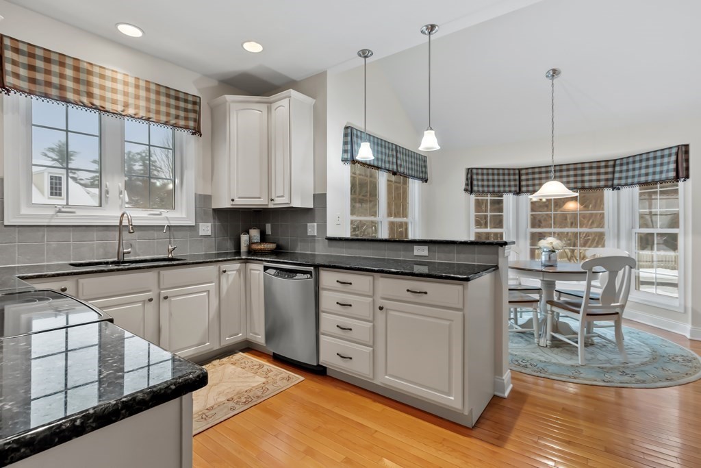 30 Pondside Dr # 30