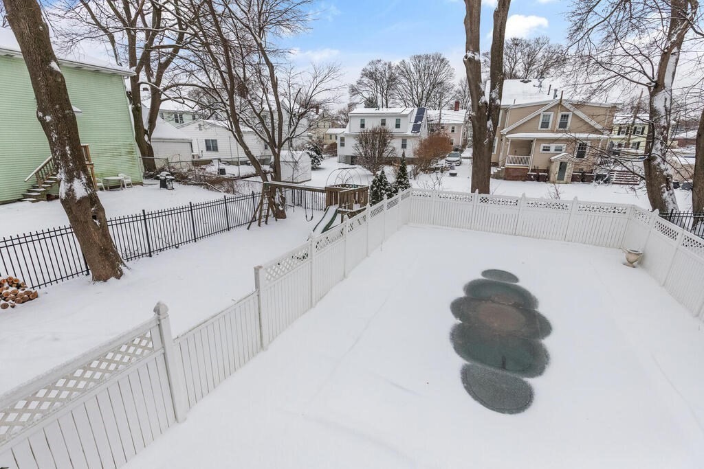 27 Green St
