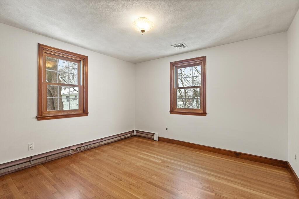 27 Green St