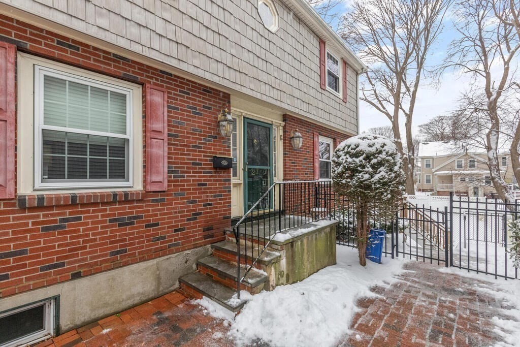 27 Green St