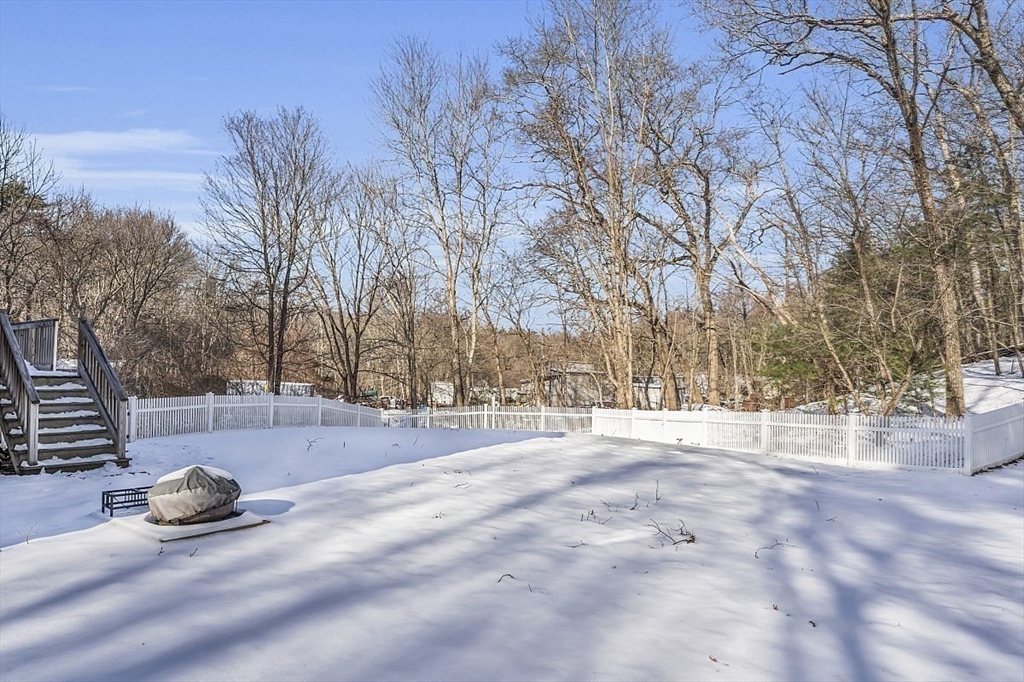 194 Leslie Rd