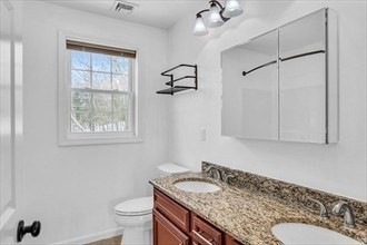 194 Leslie Rd