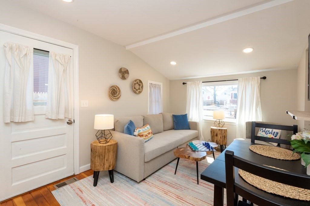 2 Chase Terrace