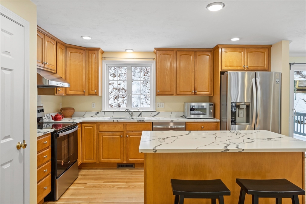 65 Joyce Ln