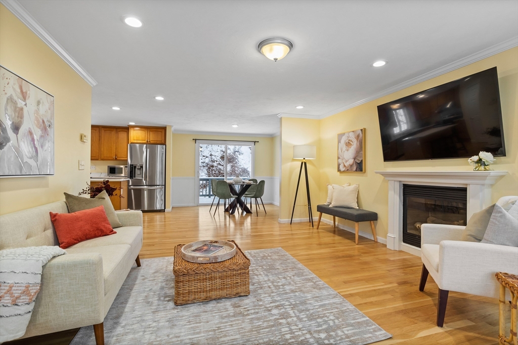 65 Joyce Ln