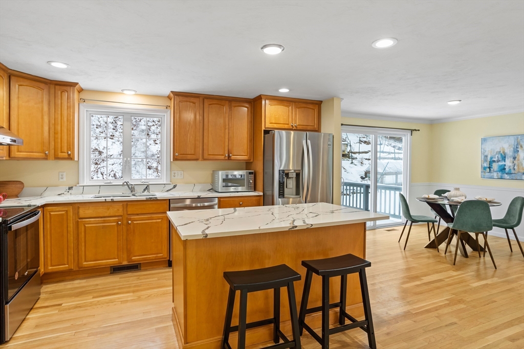 65 Joyce Ln