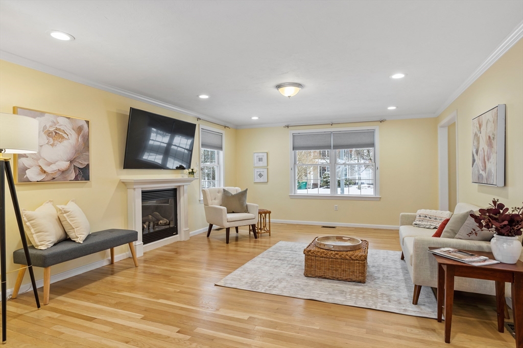 65 Joyce Ln