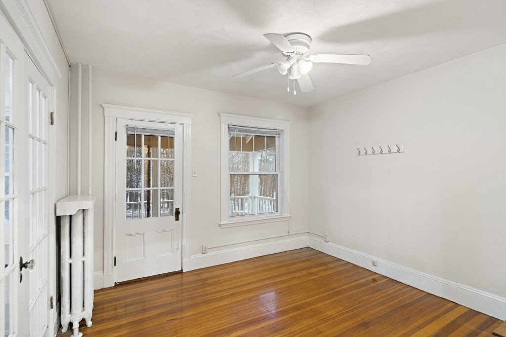 127-129 Fresh Pond Pkwy