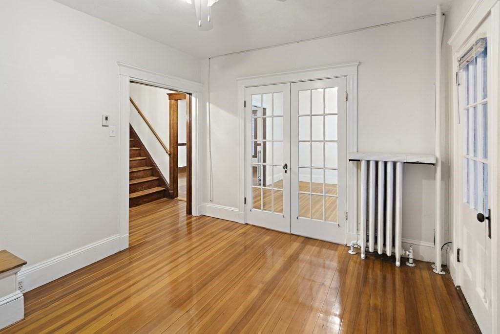 127-129 Fresh Pond Pkwy
