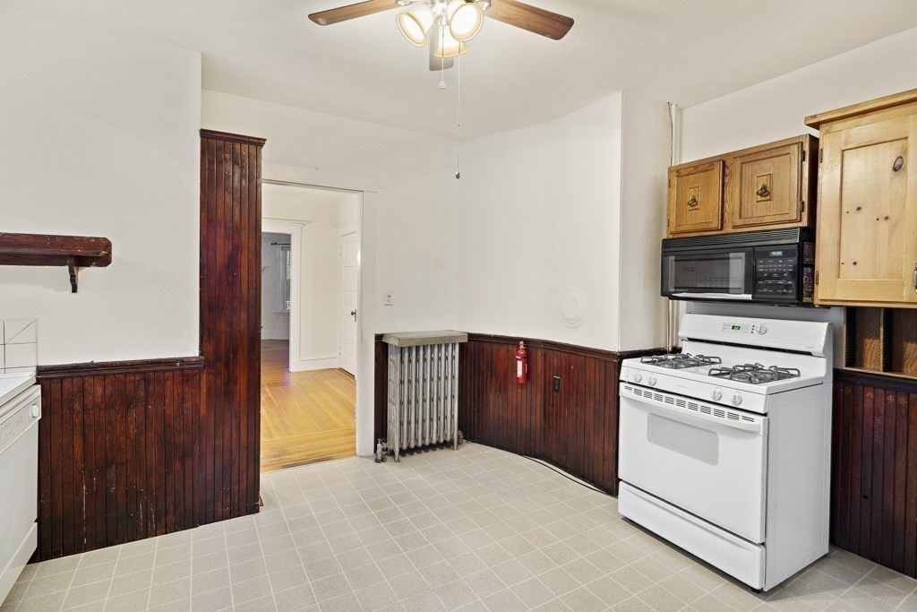 127-129 Fresh Pond Pkwy