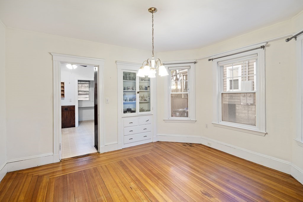 127-129 Fresh Pond Pkwy