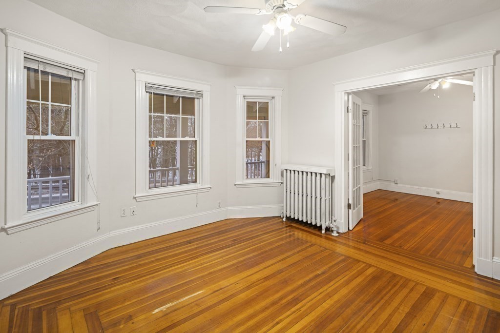 127-129 Fresh Pond Pkwy