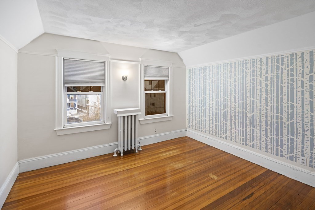 127-129 Fresh Pond Pkwy