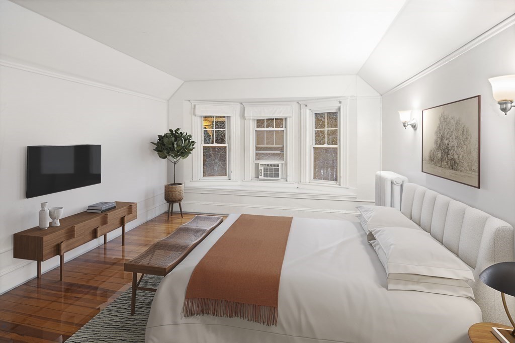 127-129 Fresh Pond Pkwy