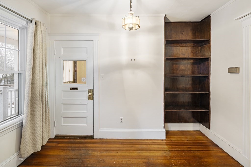 127-129 Fresh Pond Pkwy