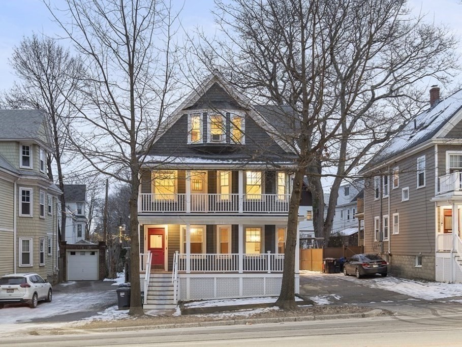127-129 Fresh Pond Pkwy