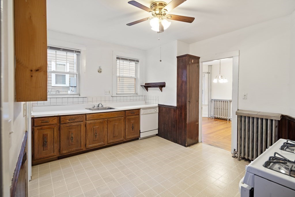 127-129 Fresh Pond Pkwy