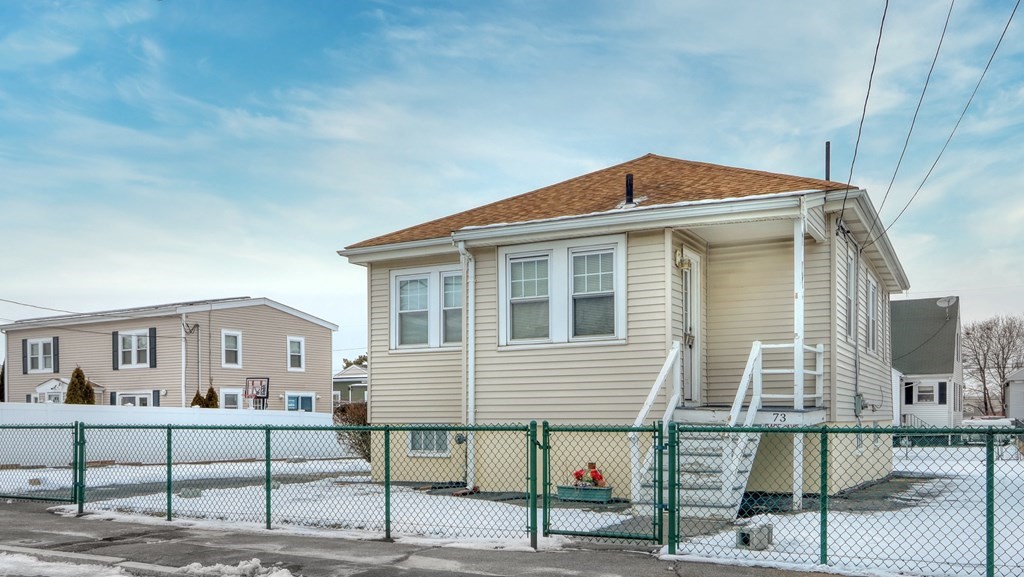 73 Gage Ave