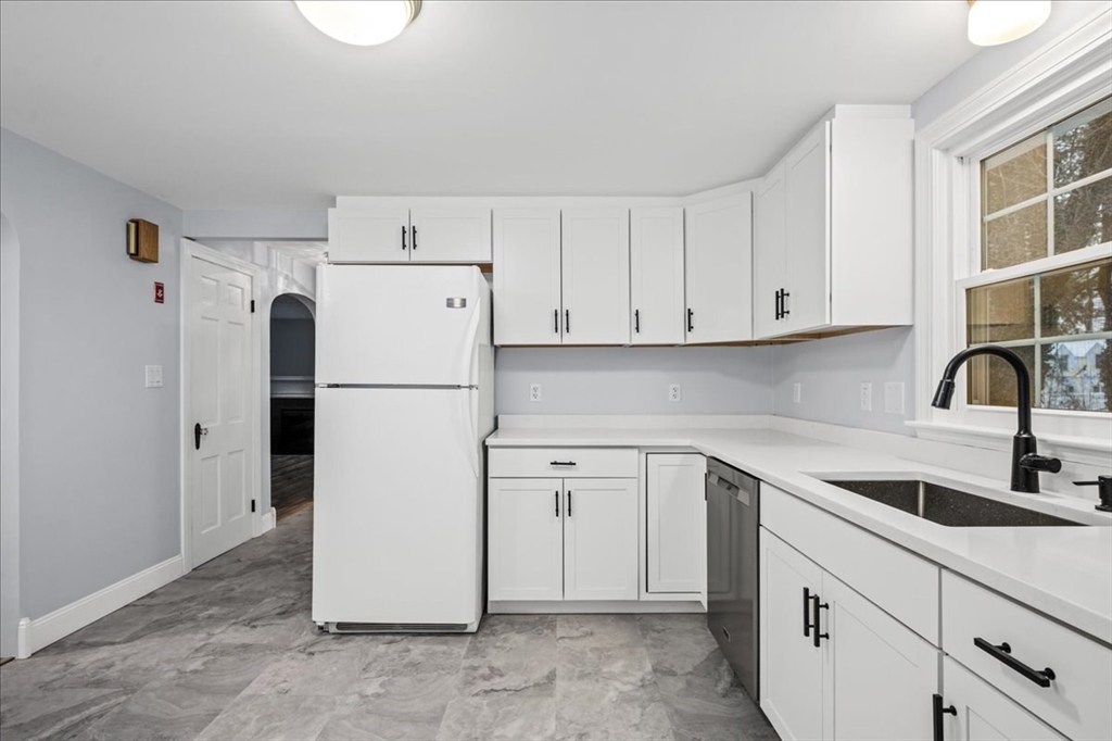 2 Fairlawn St