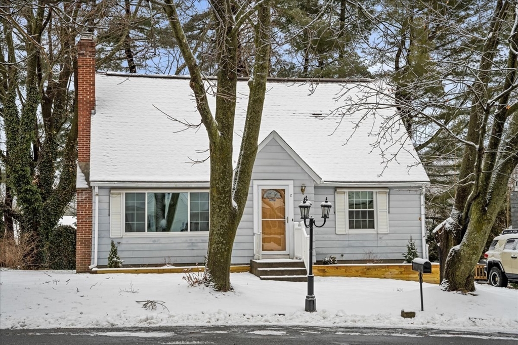 2 Fairlawn St
