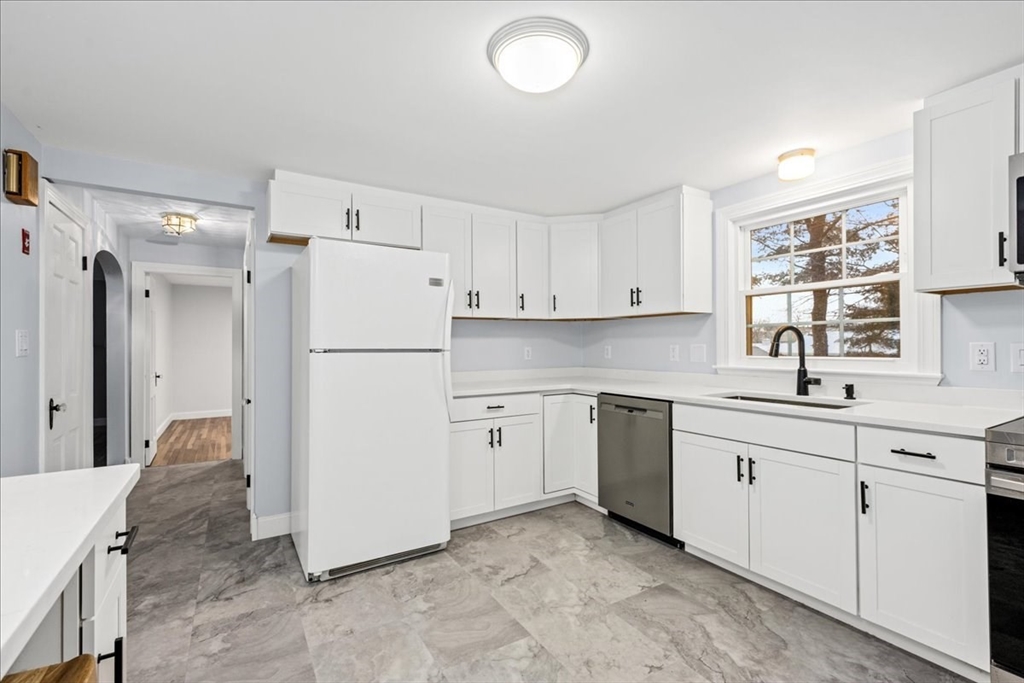 2 Fairlawn St