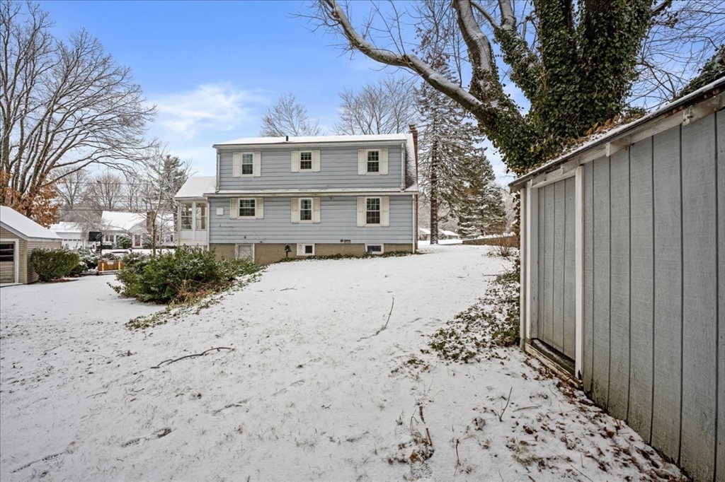 2 Fairlawn St