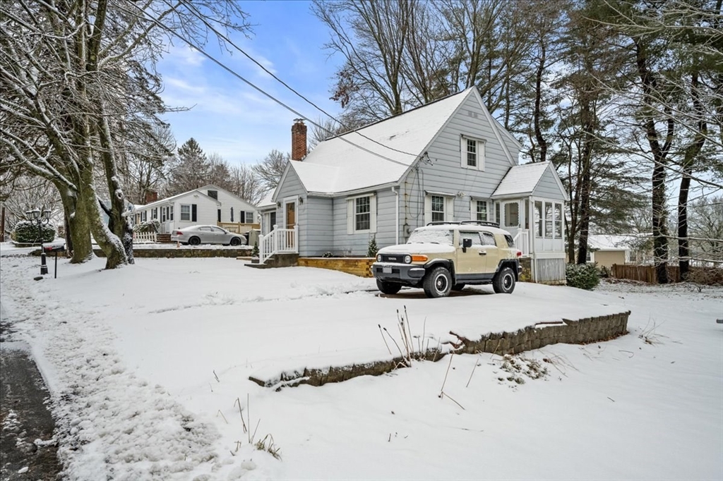 2 Fairlawn St