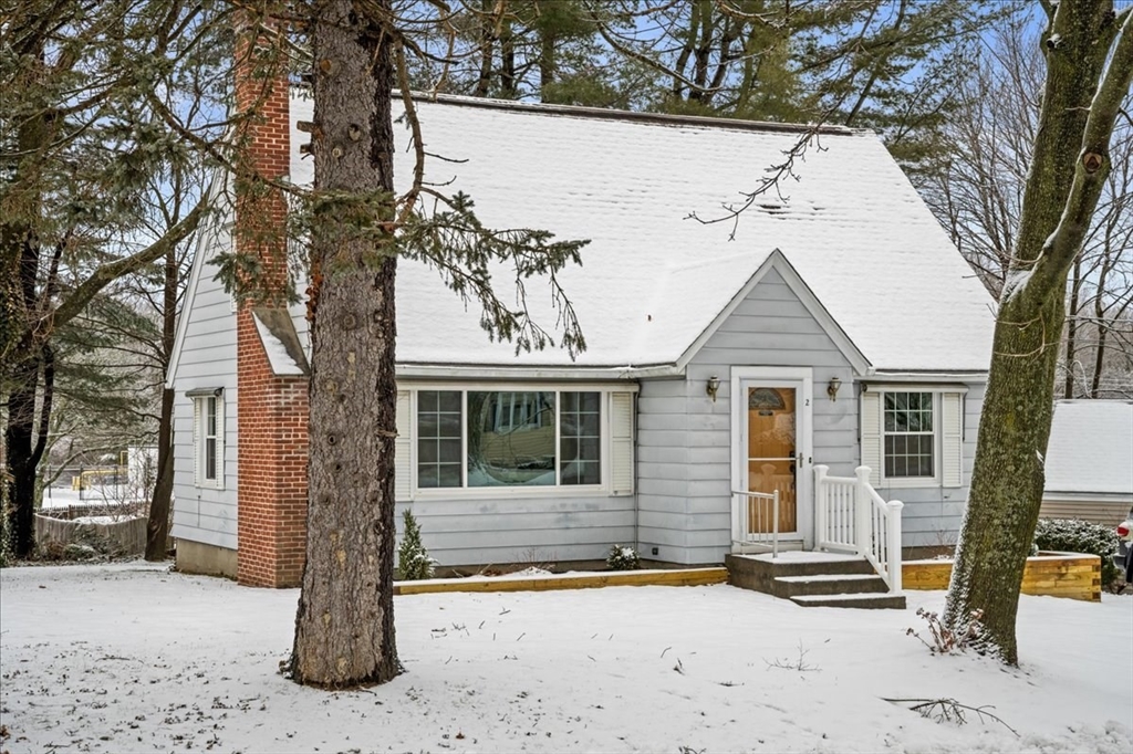 2 Fairlawn St