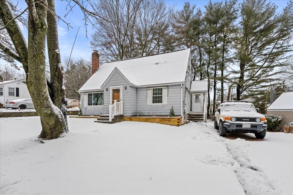 2 Fairlawn St