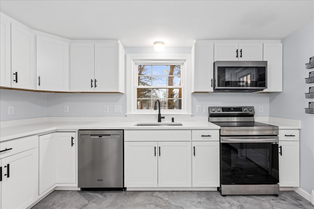 2 Fairlawn St