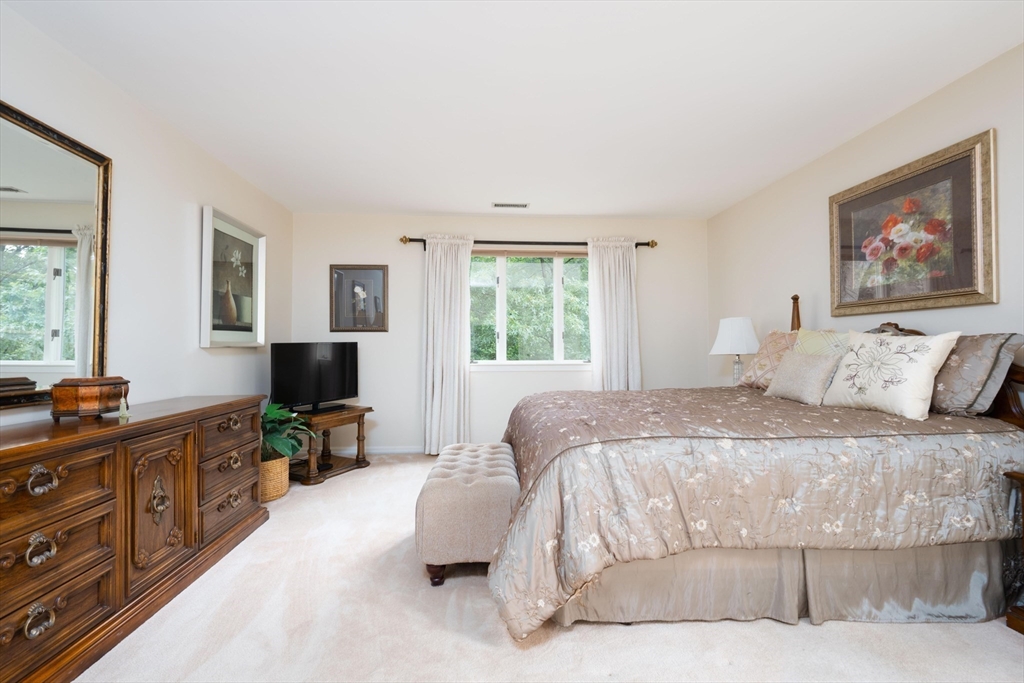 34 Edward Dr # 34